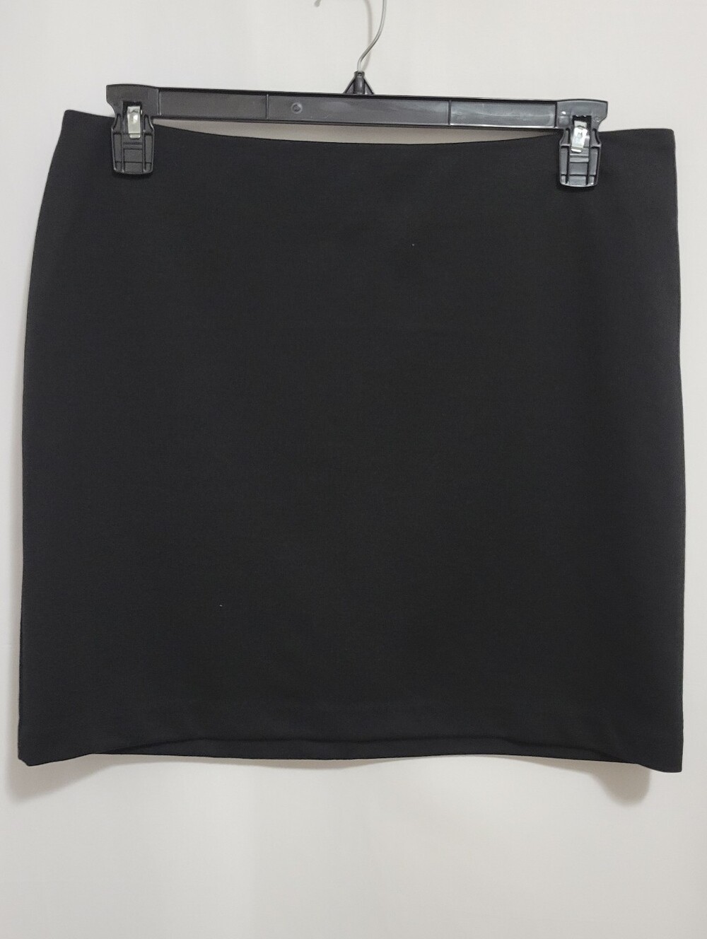 New York & CompanyStretch Black Mini Pencil Skirt, Size 12